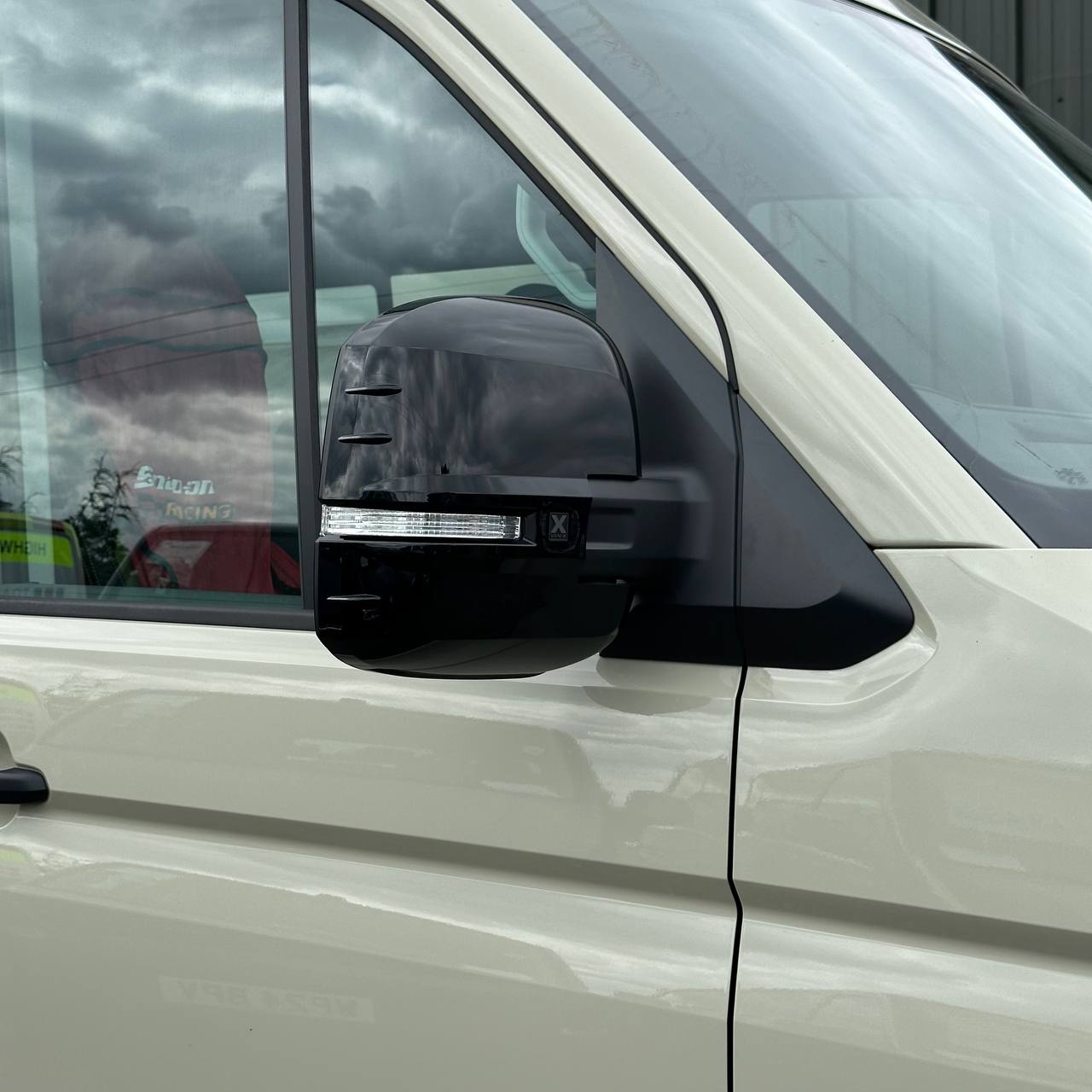 Voor VW Crafter Nieuwe Vorm Spiegelkappen - Set van 2 - Glanzend Zwart | Van-X
