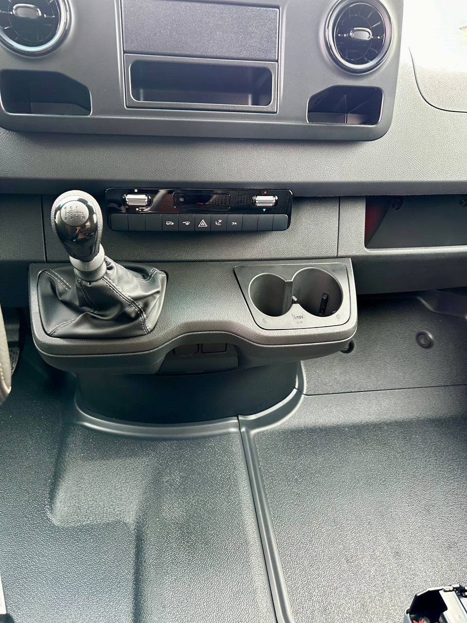 Voor Mercedes Sprinter 907 bekerhouder – rechter dashboardmontage | Van-X accessoire