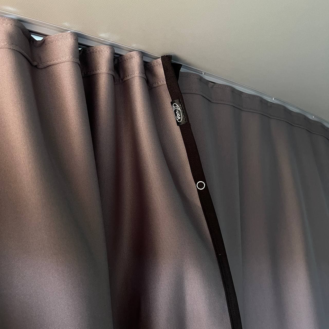 VW T6, T6.1 Transporter cabine scheidingsgordijnset interieurstyling