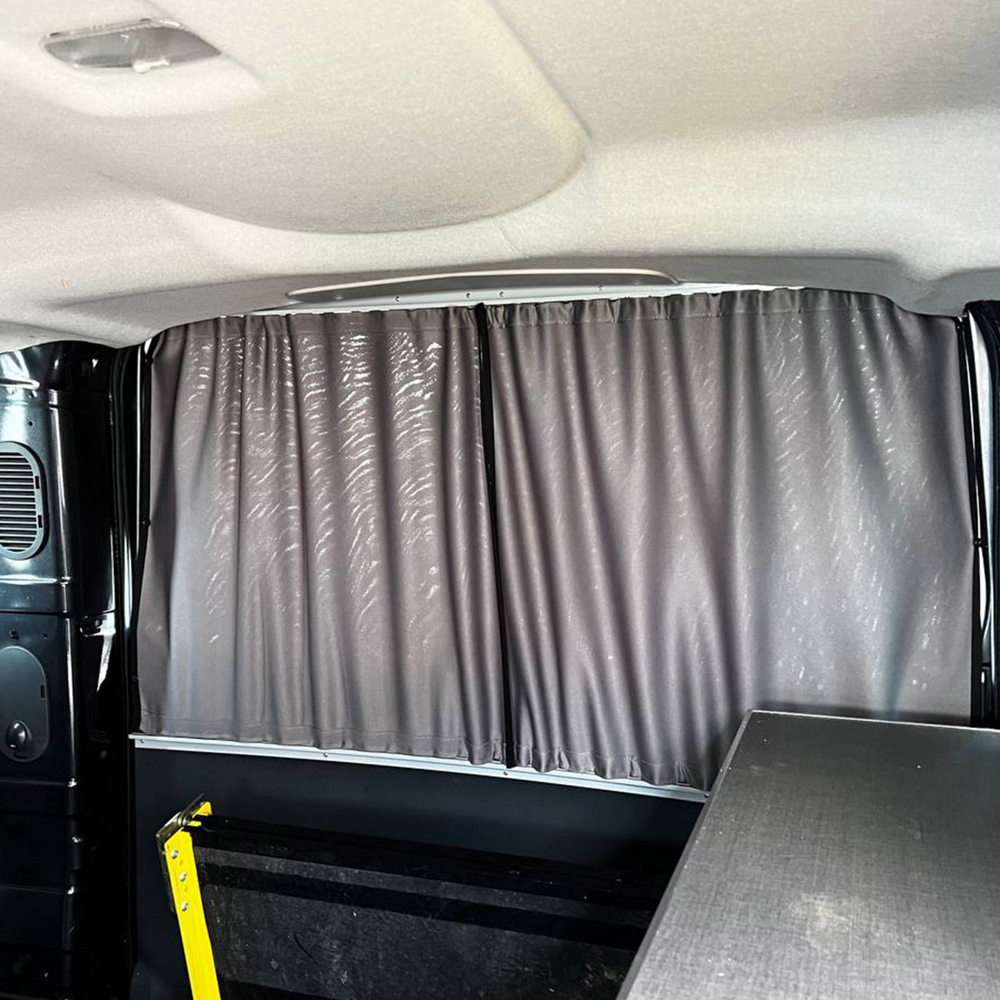 Toyota PROACE Premium 2 x Side Window, 1 x Tailgate Curtain Van-X