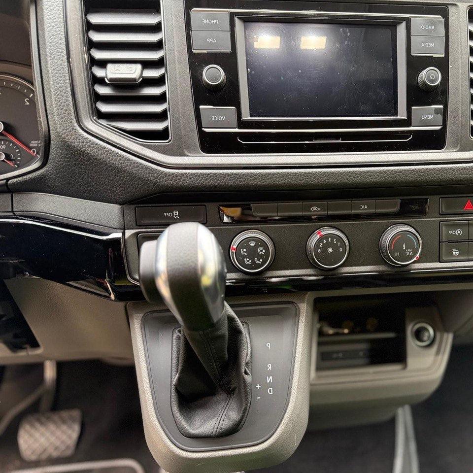 For MAN TGE LHD Lower Dash Styling Trims - Gloss Black (Set of 6) | Van-X