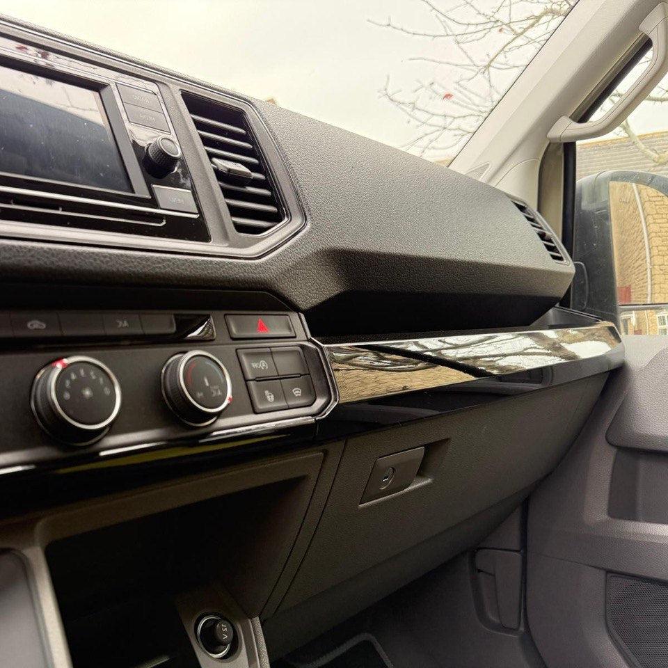 For MAN TGE LHD Lower Dash Styling Trims - Gloss Black (Set of 6) | Van-X