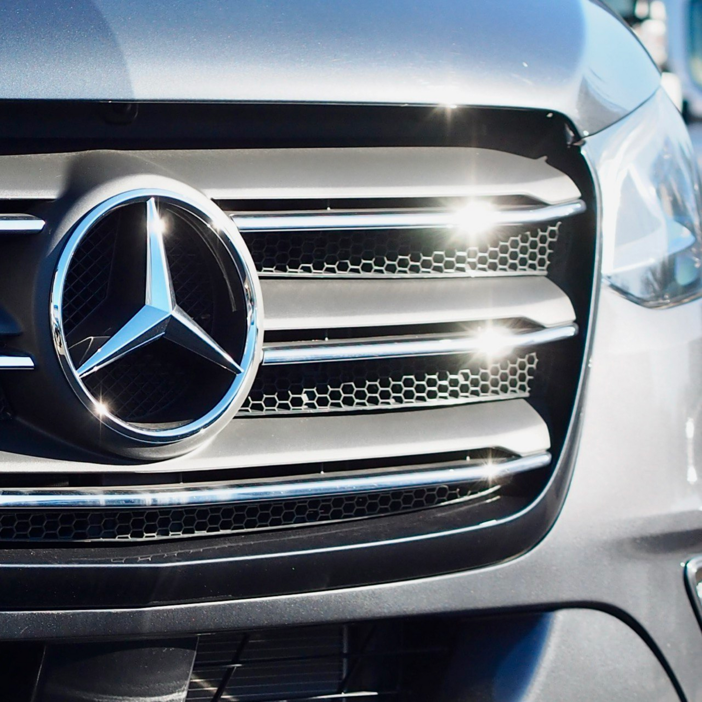 Voor Mercedes Sprinter 907 Honingraat Bovenste Grille Mesh Set - 5-delige Set | Van-X