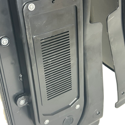 Voor de nieuwe Transit Custom 2024–2026 Van-X: volledig LED-achterlichten met getinte lenzen (upgrade).