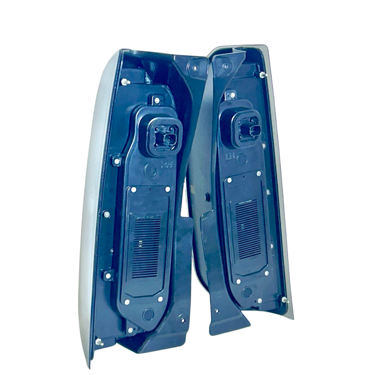 Voor de nieuwe Transit Custom 2024–2026 Van-X: volledig LED-achterlichten met getinte lenzen (upgrade).