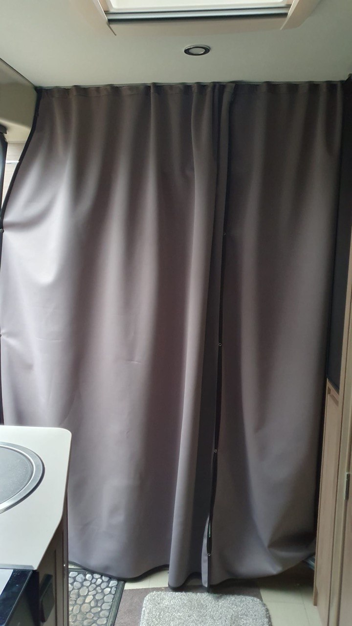 For Opel Movano Motorhome, Campervan, Maxi-Cab Divider Premium Curtain With Rail