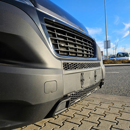 Vauxhall Movano Bumper Honeycomb without Parking Sensors - Matte Black