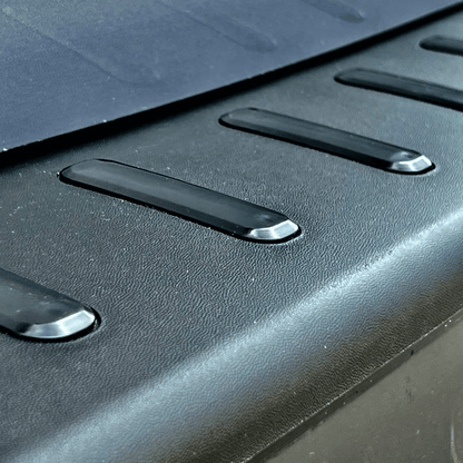 Voor Opel Vivaro Achterbumperbeschermer – Zwarte kunststof afwerking voor camper, caravan en automaat