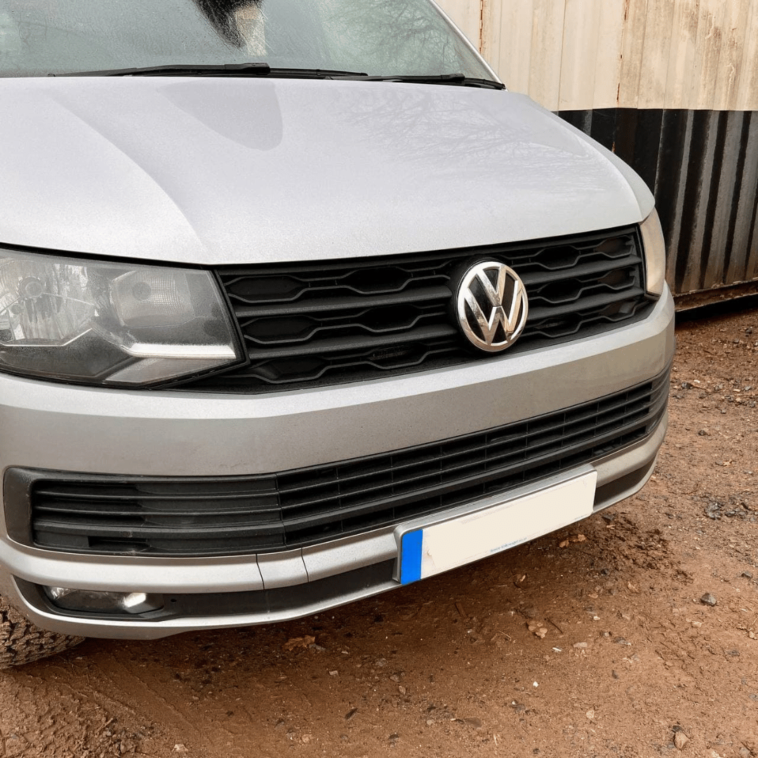 VW T6 R-Line Front Grille (2 in 1) Badged/Badgeless - Matte Black