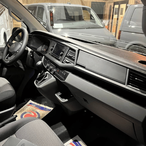 Novità per furgone VW Transporter T6.1, camper, struttura OEM – Coperchio magnetico del vano portaoggetti