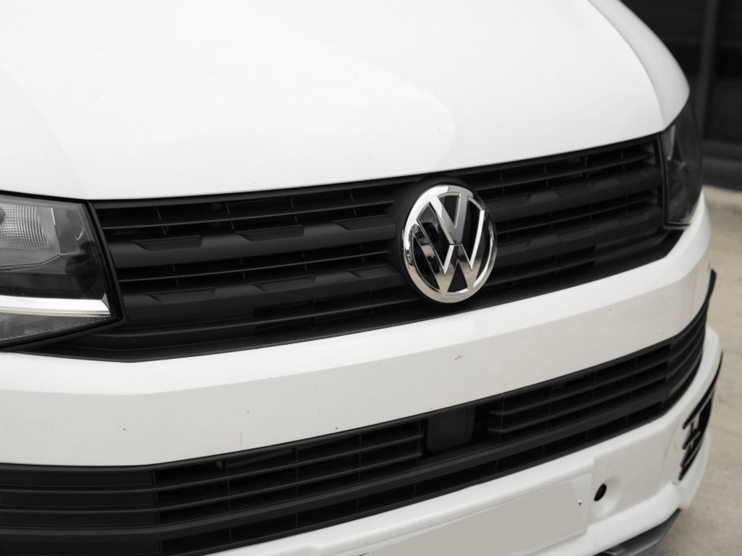 VW Transporter T6 R-Line Front Grille Trims - Gloss Black