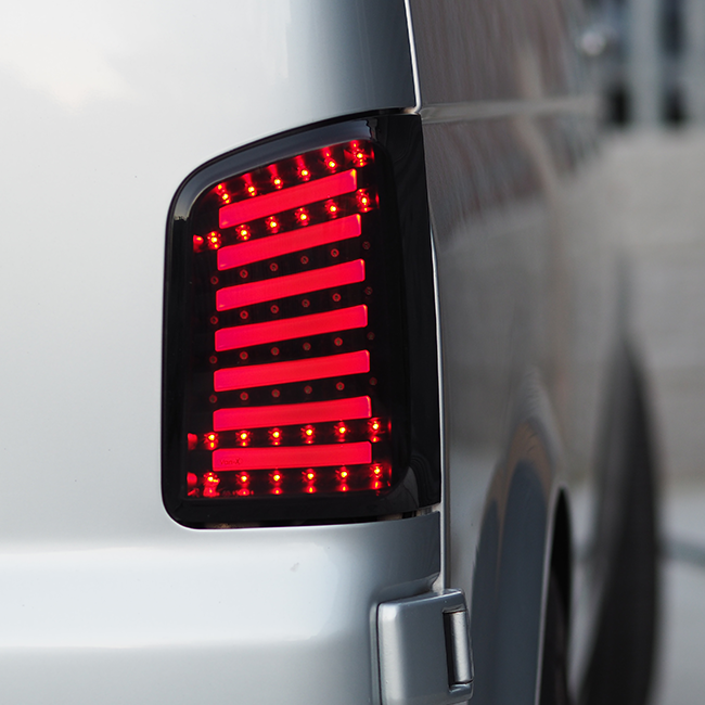 Luces traseras LED/luces de cola/lámparas de cola para VW T5 T5.1 Puerta trasera MK2