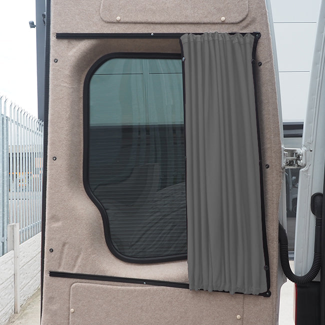 MAN TGE / New Crafter Premium 1 x Barndoor-gordijnen Camperconversie Blackout Van-X